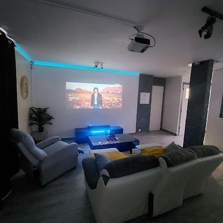Apartmán Cinema A Domicile Morlaix Exteriér fotografie