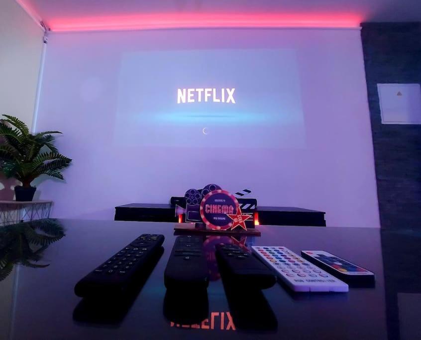 Apartmán Cinema A Domicile Morlaix Exteriér fotografie